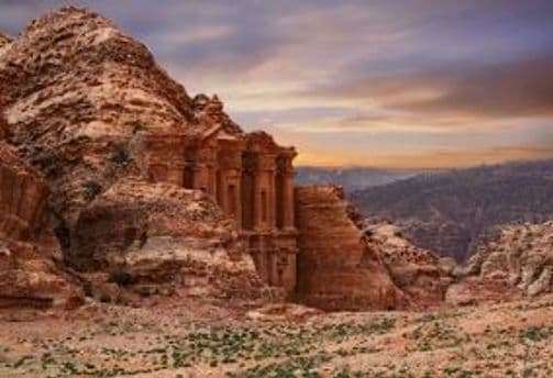 que-lire-avant-de-partir-en-jordanie